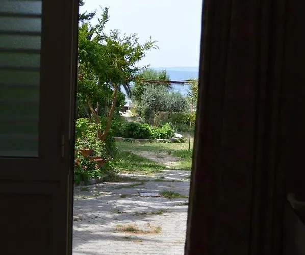 Apartman Lju On The