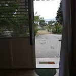 Lju On The Split