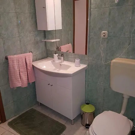 Lju On The Beach Apartment