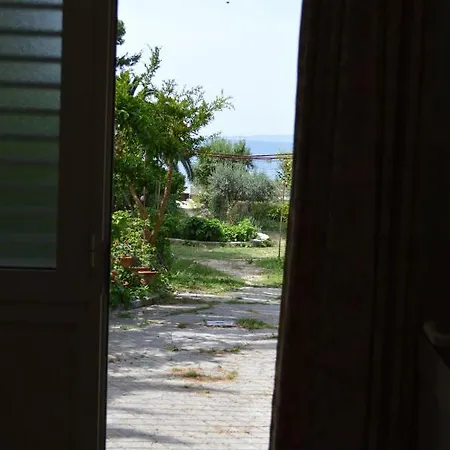 Apartman Lju On The